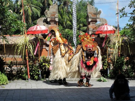 Traditional Balianese Dance 2