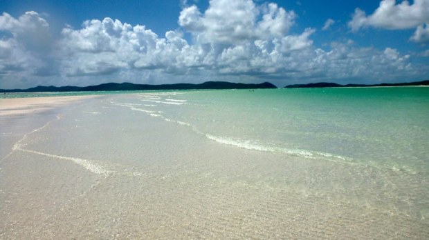 Whitehaven Beach: Whitsundays, Australia