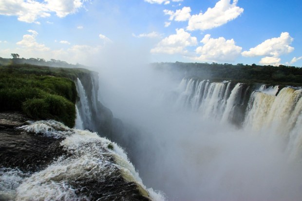 Garganta del Diablo (Devil's Throat), Iguazu Falls - Argentina